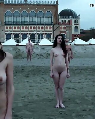Naked people on the pantai (2019)